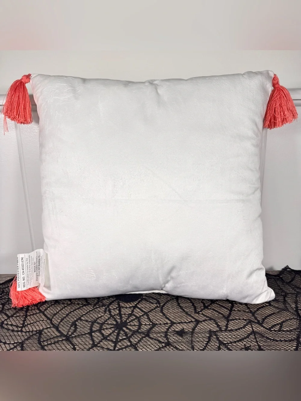 NEW Ghosts and Bows Halloween Pillow 17x17